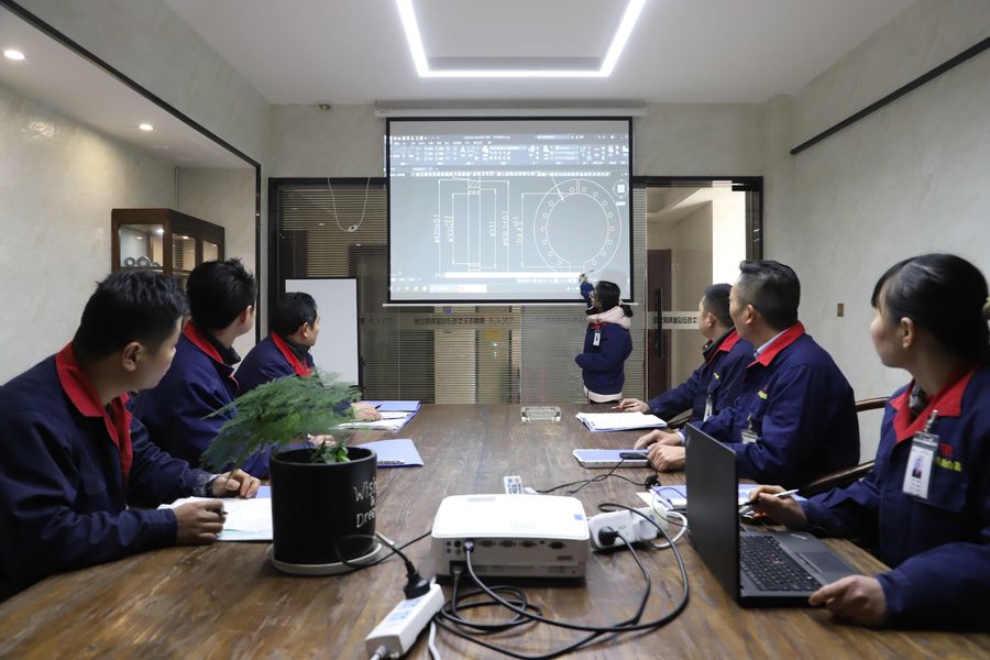 Changzhou Suma Precision Machinery Co., Ltd linia produkcyjna producenta